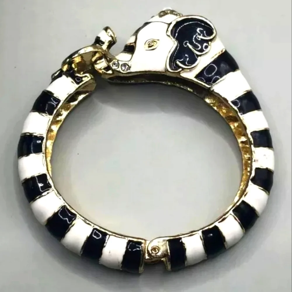 Vintage black and white elephant clamper bracelet statement style